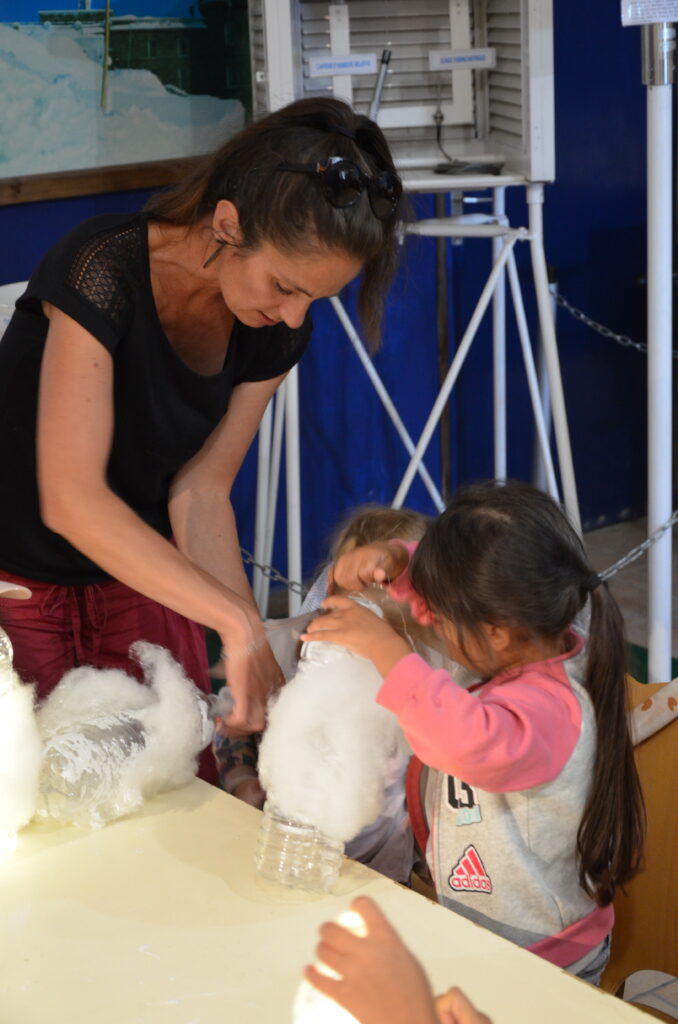 ateliers de découvertes et de créations pour les petits et grands enfants